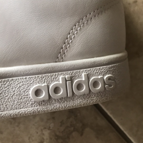 Adidas White and Rose Gold Women's Sneakers - Picture 8 of 13